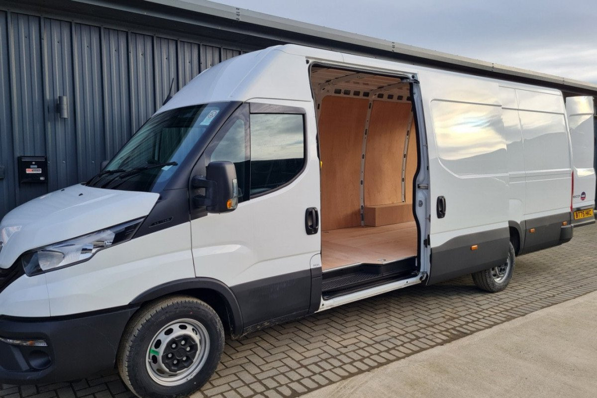 External front view of XLWB Van