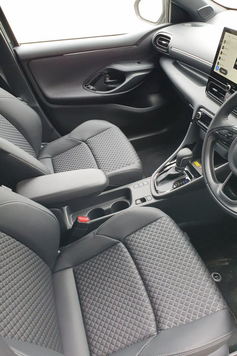 Front seat of Toyota Yaris car hire Holsworthy